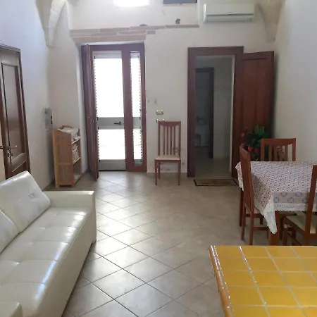 Hébergement de vacances 4 Bedrooms House With Terrace And Wifi At 7 Km Away From The *